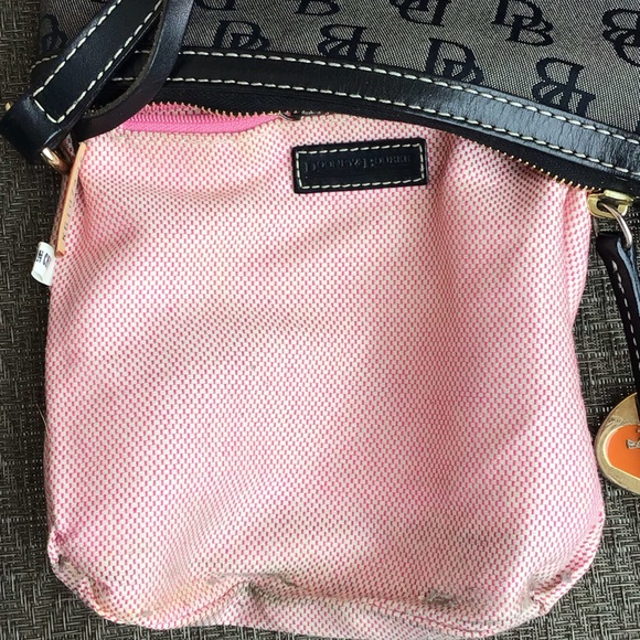 Dooney & Bourke Gray/Black Monogrammed Denim Letter Carrier Crossbody Bag - Picture 5 of 8